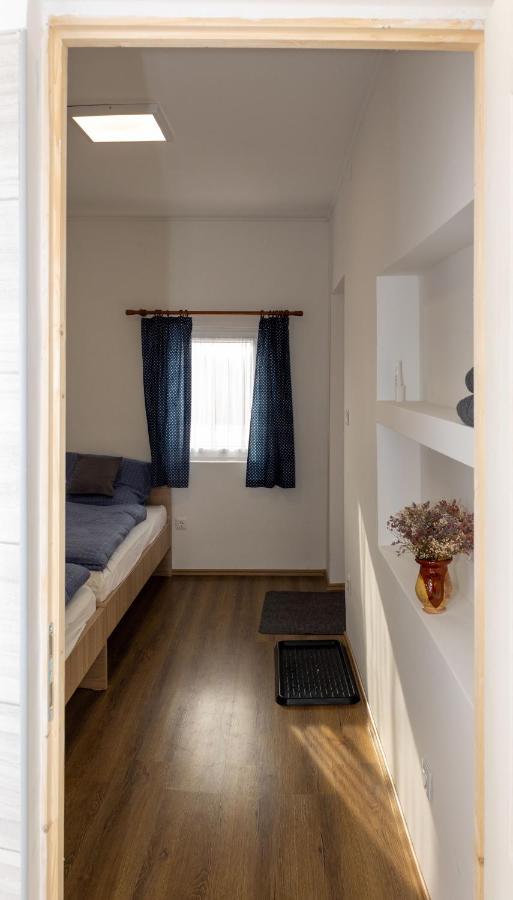 Takacs Pince Apartman Hajos 外观 照片
